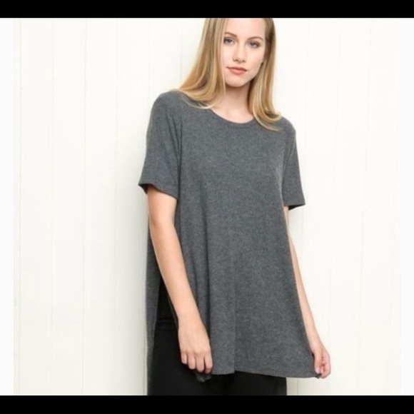 JOHN GALT/BRANDY MELVILLE t-shirt dress - Picture 4 of 4
